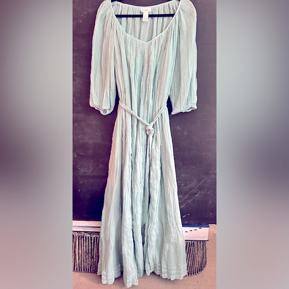 LIKE NEW! Soft Surroundings Medium Weight Gauze Linen Dress in pastel Sea-green